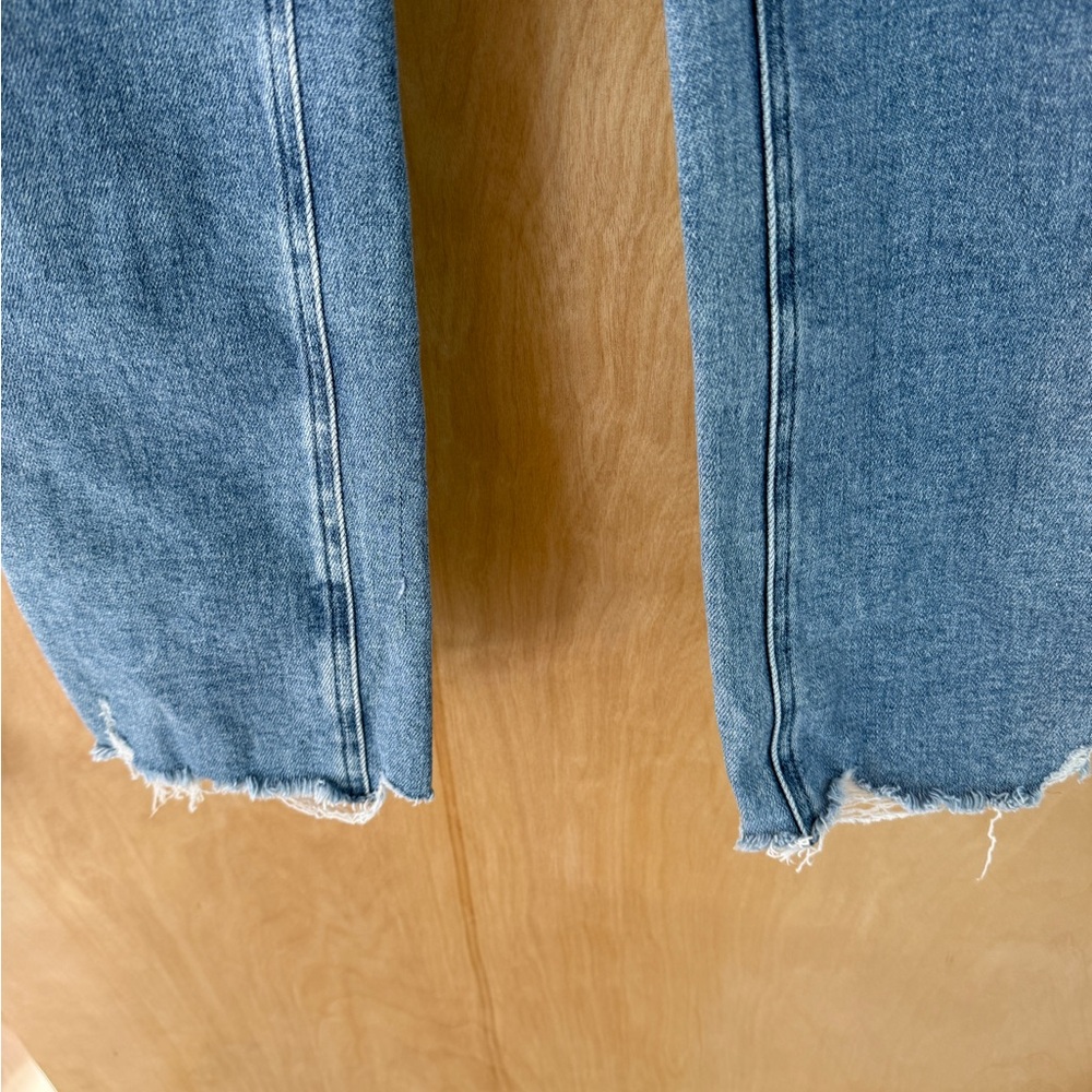 PAIGE Cindy Jeans in Mel Destroyed Fit Blue Straight Leg - Picture 13 of 14